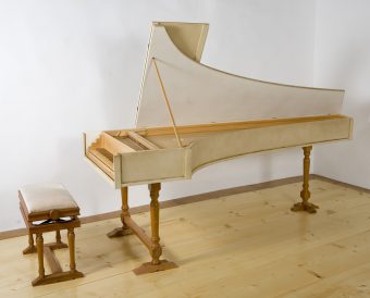 Clavecin_Dominique_Laperle_Albens_2000_dapres_Carlo_Grimaldi_Messine_1697_1701_bis